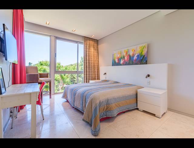 6 BEDROOM HOUSE FOR SALE IN BALLITO CENTRAL